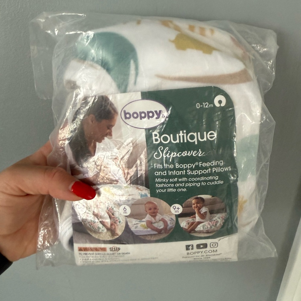 Boppy Animal Print Slipcover in White and Gold
